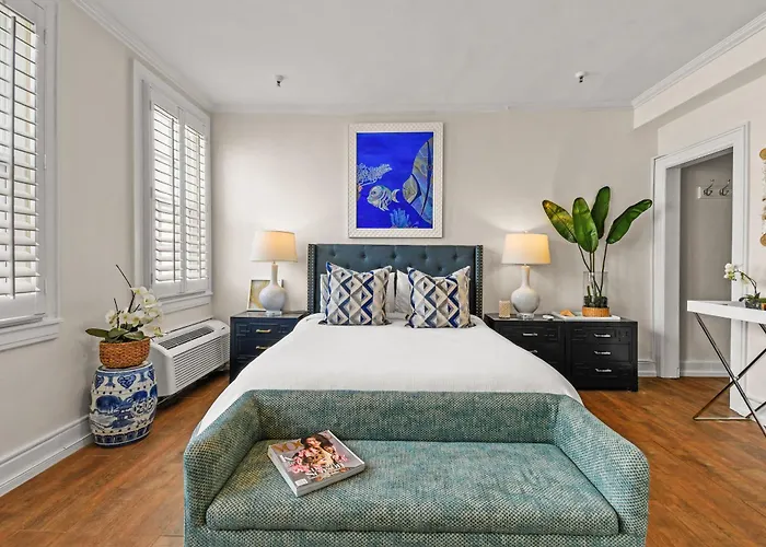 Tropicals Of Palm Beach